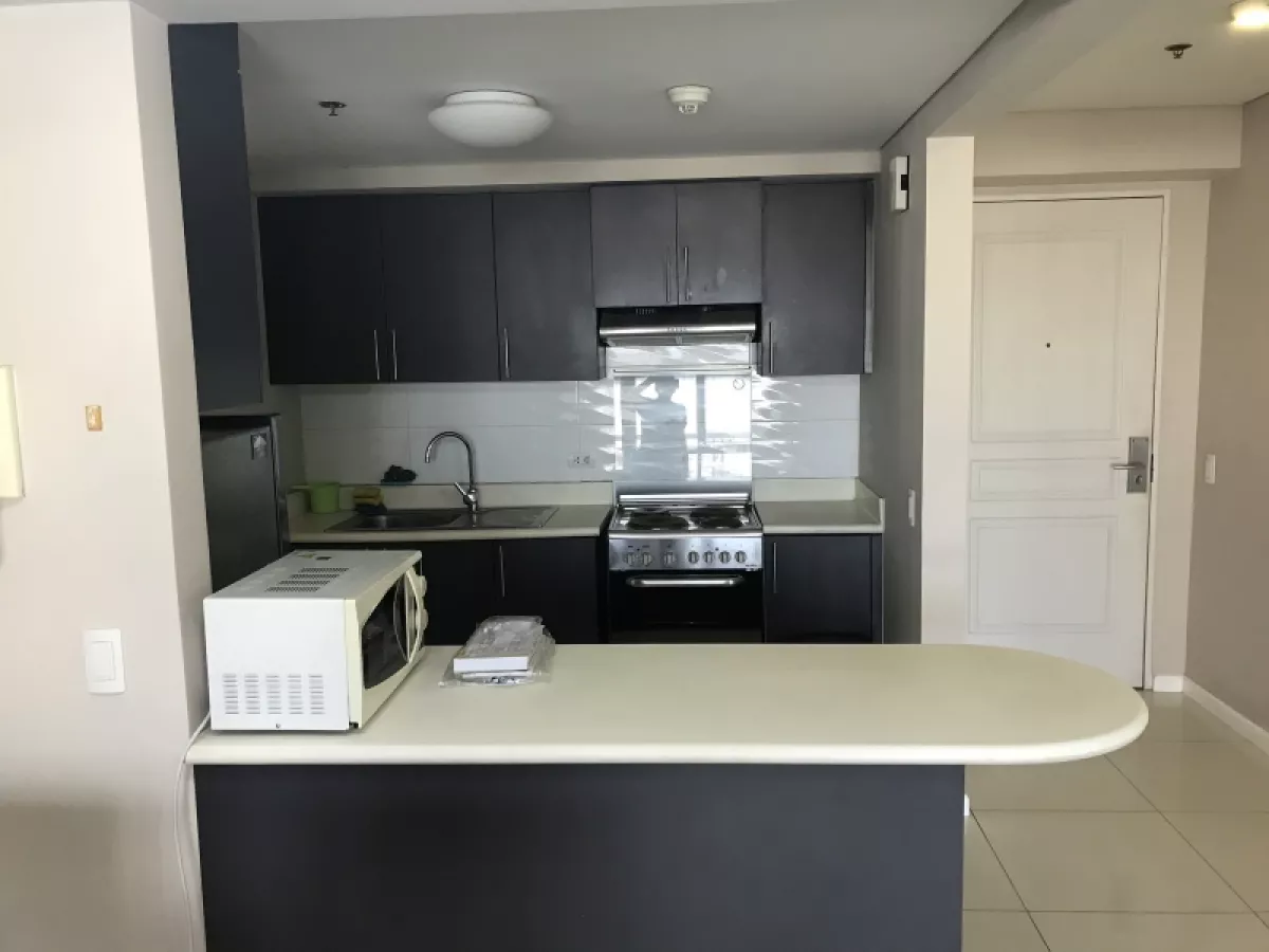 2br Senta Alveo Condo Legaspi vilage Makati04