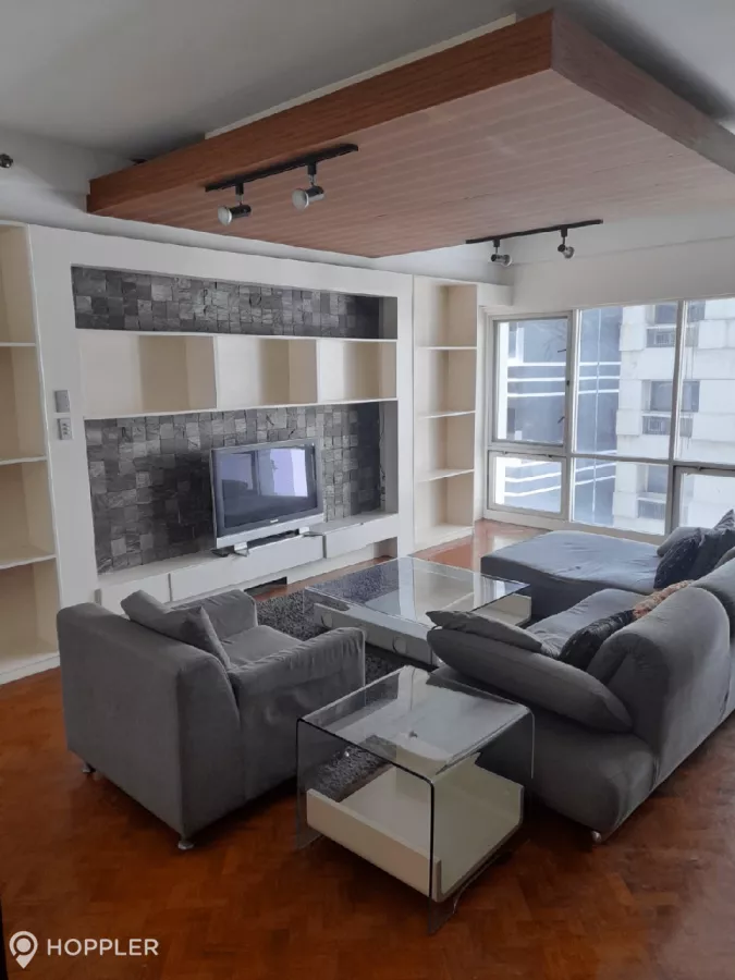 "2BR Condo for Rent in Three Salcedo Place, Salcedo Village, Makati - RR3242881"03