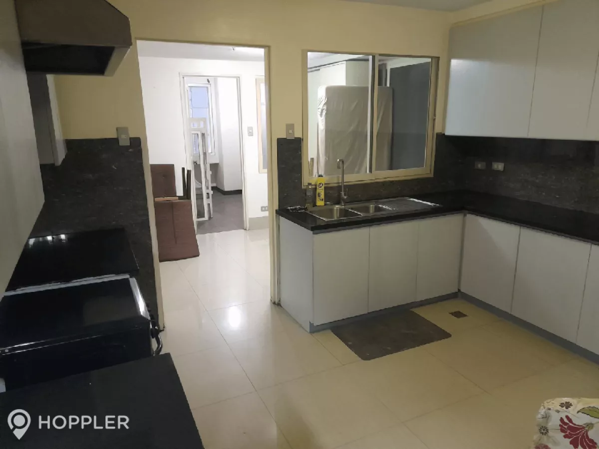 "2BR Condo for Rent in Three Salcedo Place, Salcedo Village, Makati - RR3242881"04