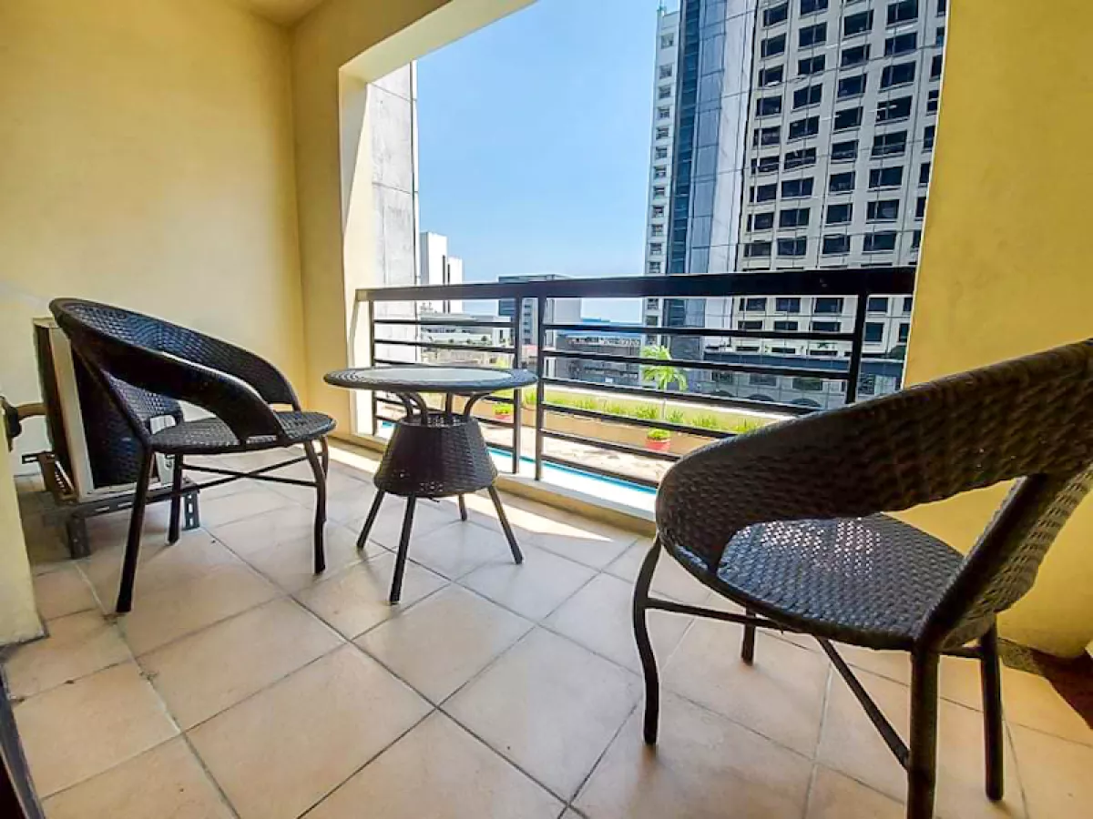2BR Condo for Rent in Greenbelt Radissons Legaspi Village Makati City RH99904