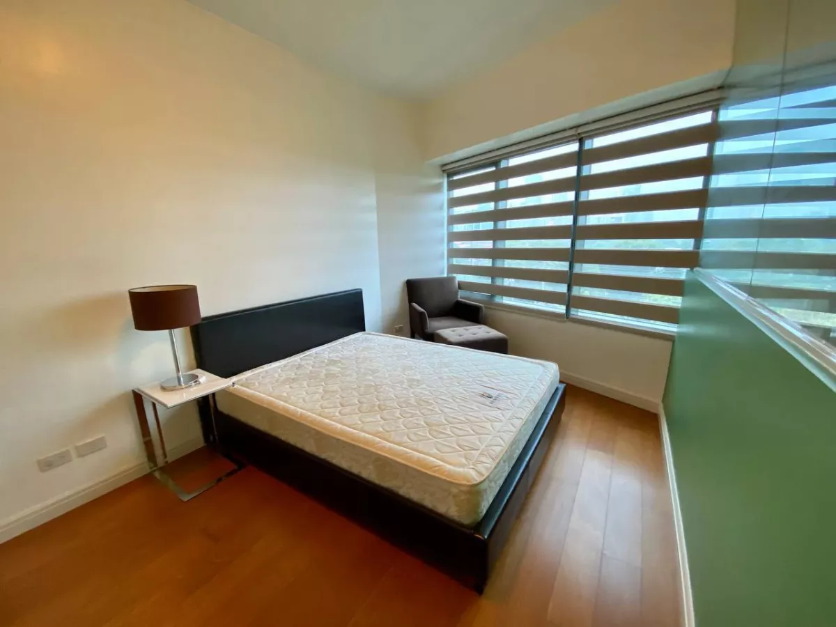 Two Bedrooms Loft For Rent in One Rockwell East Tower07