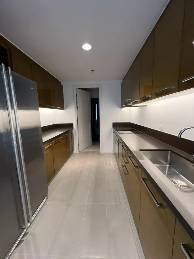 3 Bedroom Corner Unit at Proscenium Residences04