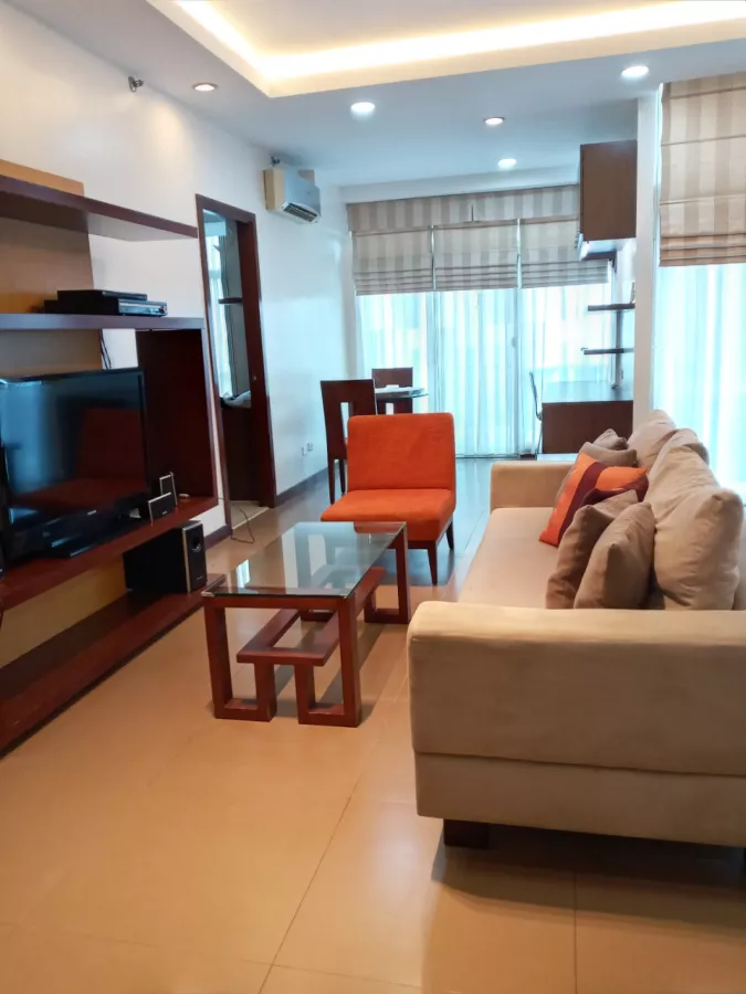 "3 Bedroom Condominium Unit for Rent in Sapphire Residences, BGC, Taguig City"04
