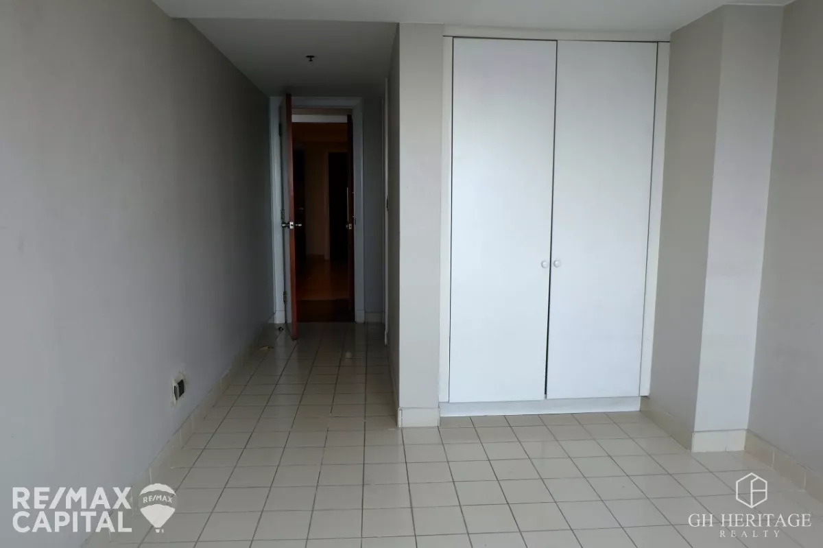 "Spacious 3BR Unit For Lease in Rizal Tower, Rockwell Center, Makati City"09