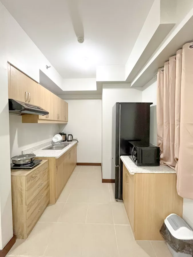 "2BR, 1 Bathroom Condominium with Balcony and Ocean View For Rent in Davao"05