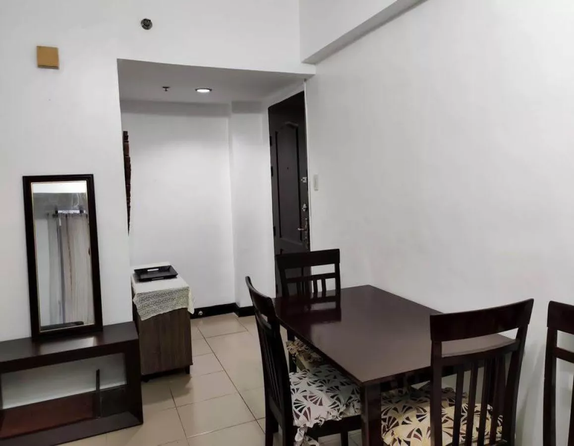 Bgc Burgos Circle Forbeswood Heights Affordable Rent04