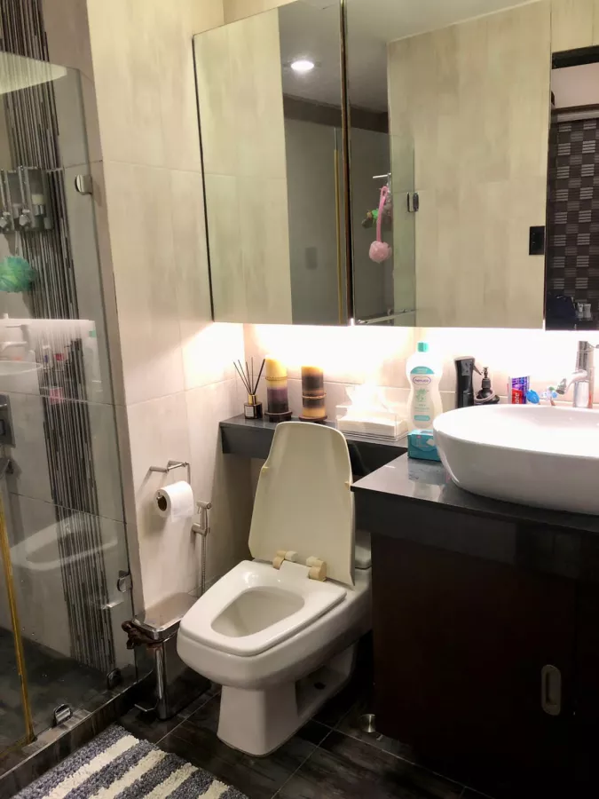"For rent 2BR Condominium unit with Balcony at Blue Sapphire Residences, Taguig"03