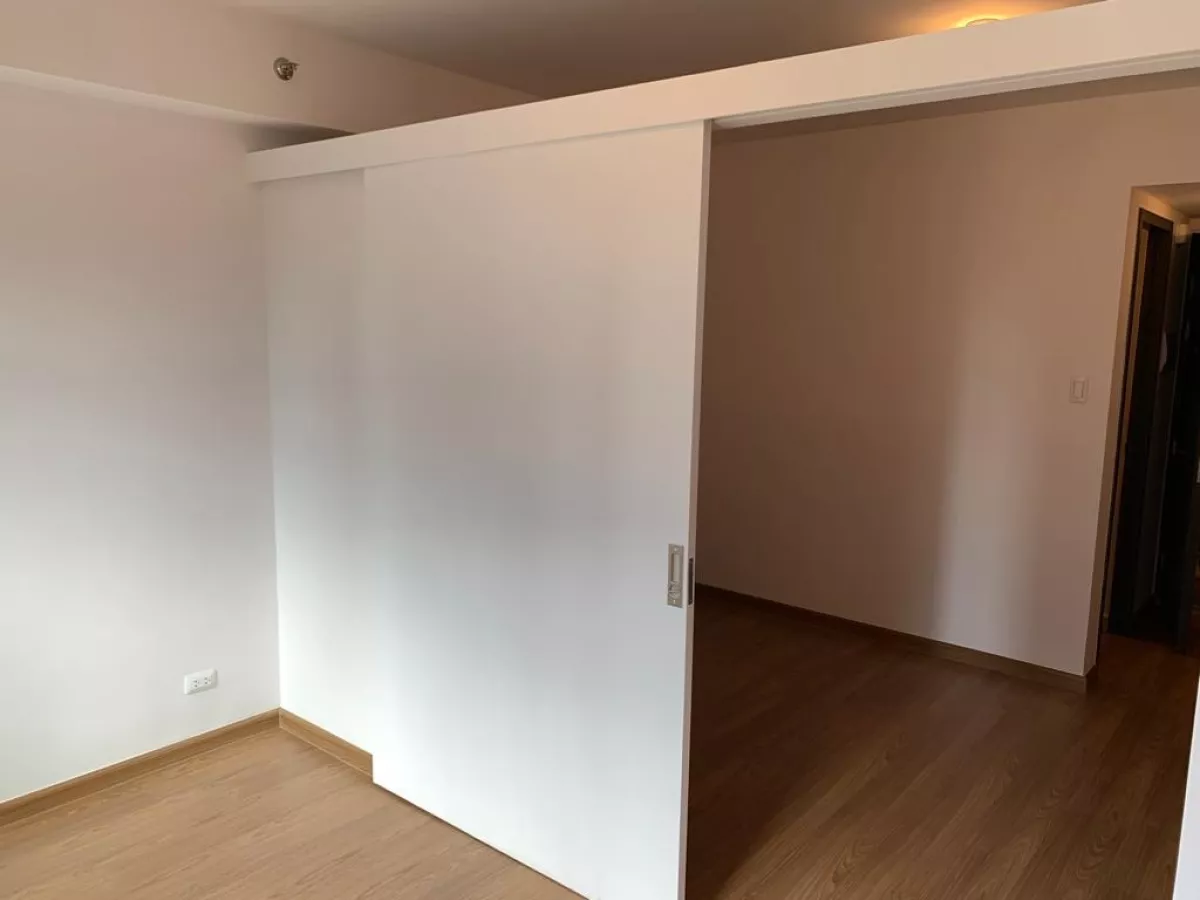 For Lease 1 Bedroom in The Rise Makati03