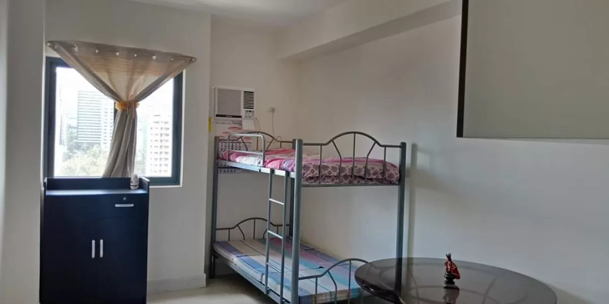 Grand Residences Studio unit Good for 4 Person w/ Double Deck in Cebu02