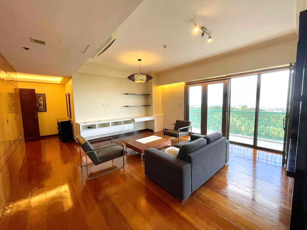 "For Rent - Furnished, Spacious 2BR with Panoramic View of Cebu City."01