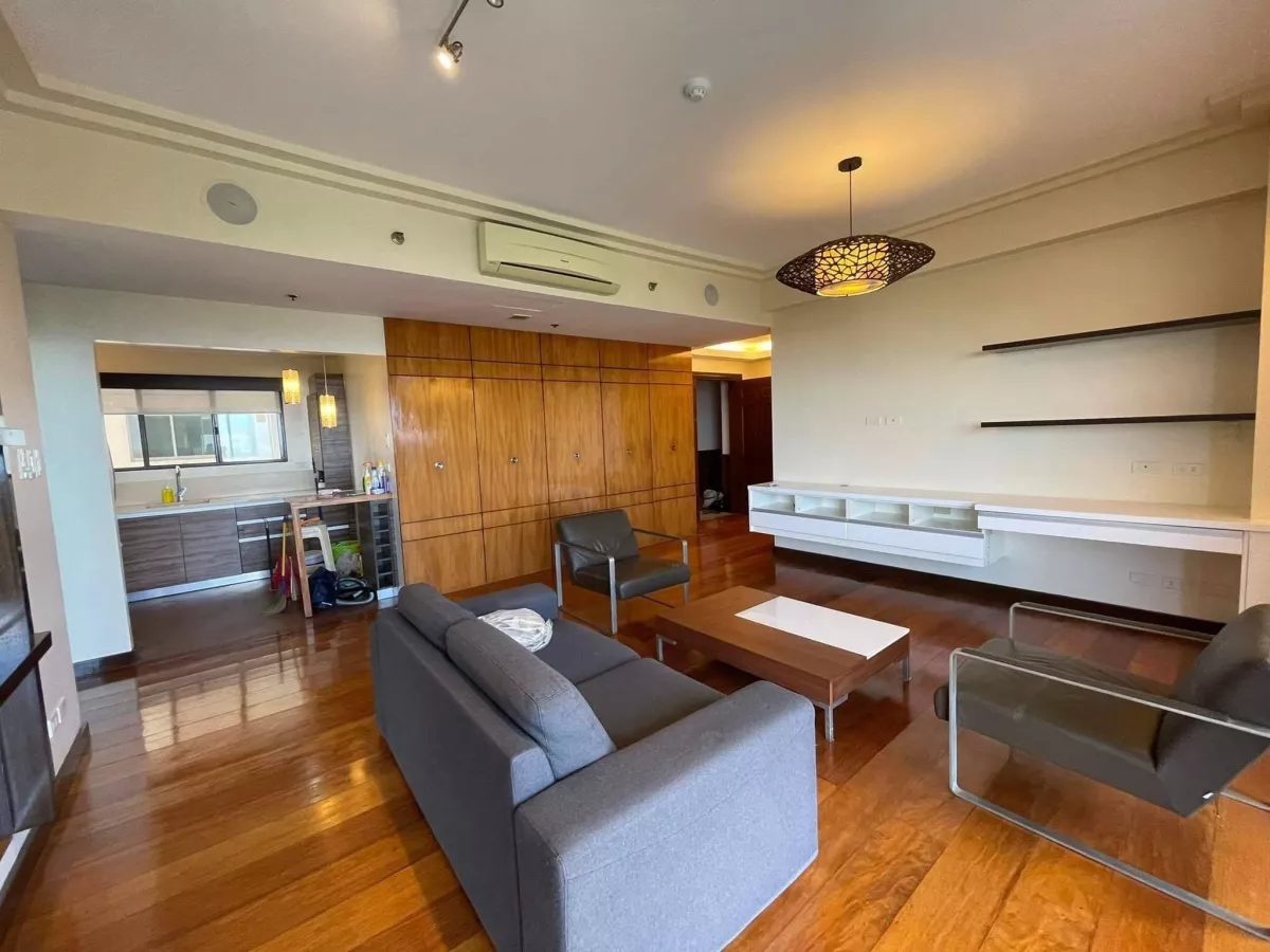 "For Rent - Furnished, Spacious 2BR with Panoramic View of Cebu City."05