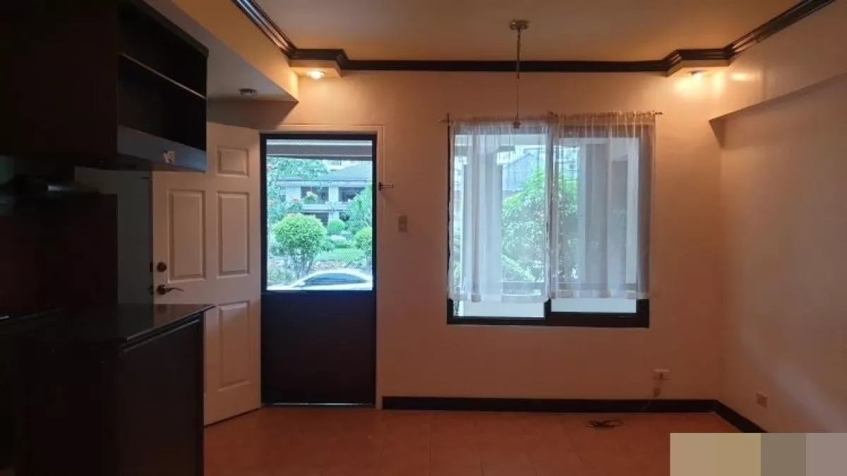 "2-Bedroom Condo Unit at Rosewood Pointe in Acacia Estates, Taguig City"02