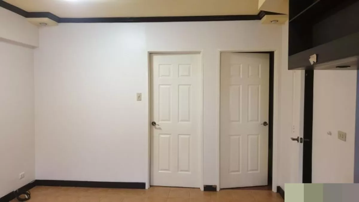 "2-Bedroom Condo Unit at Rosewood Pointe in Acacia Estates, Taguig City"06