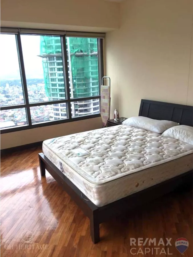 "Fully Furnished 3 Bedroom Unit for Lease in Joya North Tower, Rockwell Makati"03