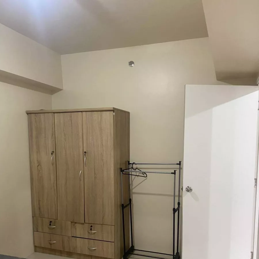 "For Rent 1 Bedroom, Furnished Unit at The Montane, BGC, Taguig City"03