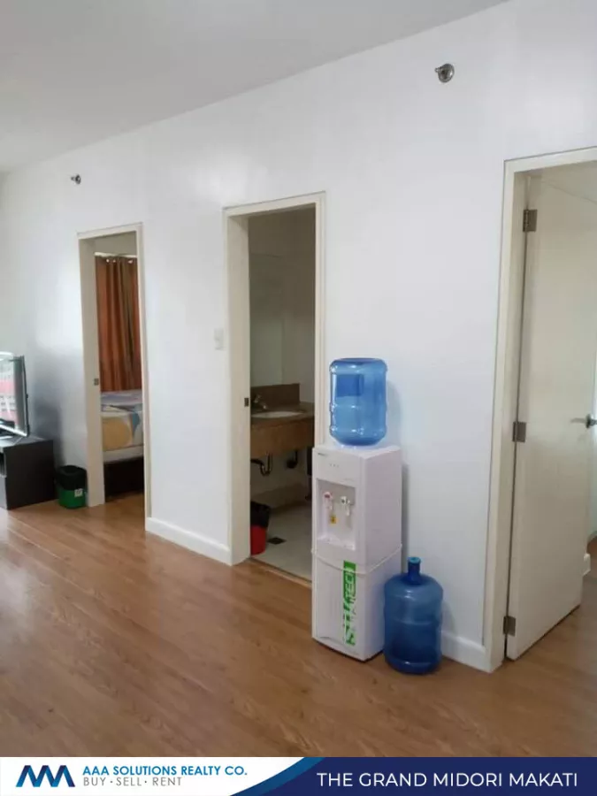 Makati 2BR Condo For Rent09