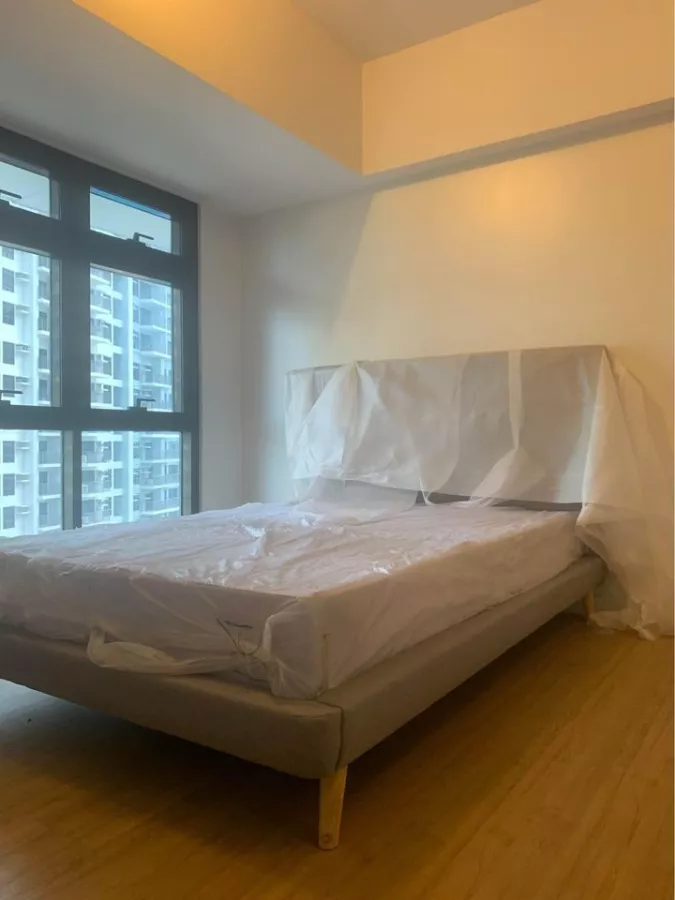 Studio unit in High Park Vertis North For rent02