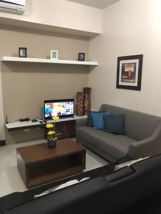 "1 Bedroom Uit For Rent at One Uptown Condominium, Taguig City"02