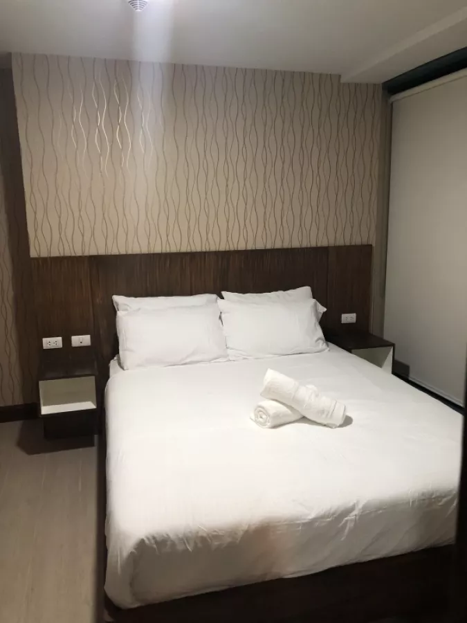 "1 Bedroom Uit For Rent at One Uptown Condominium, Taguig City"06