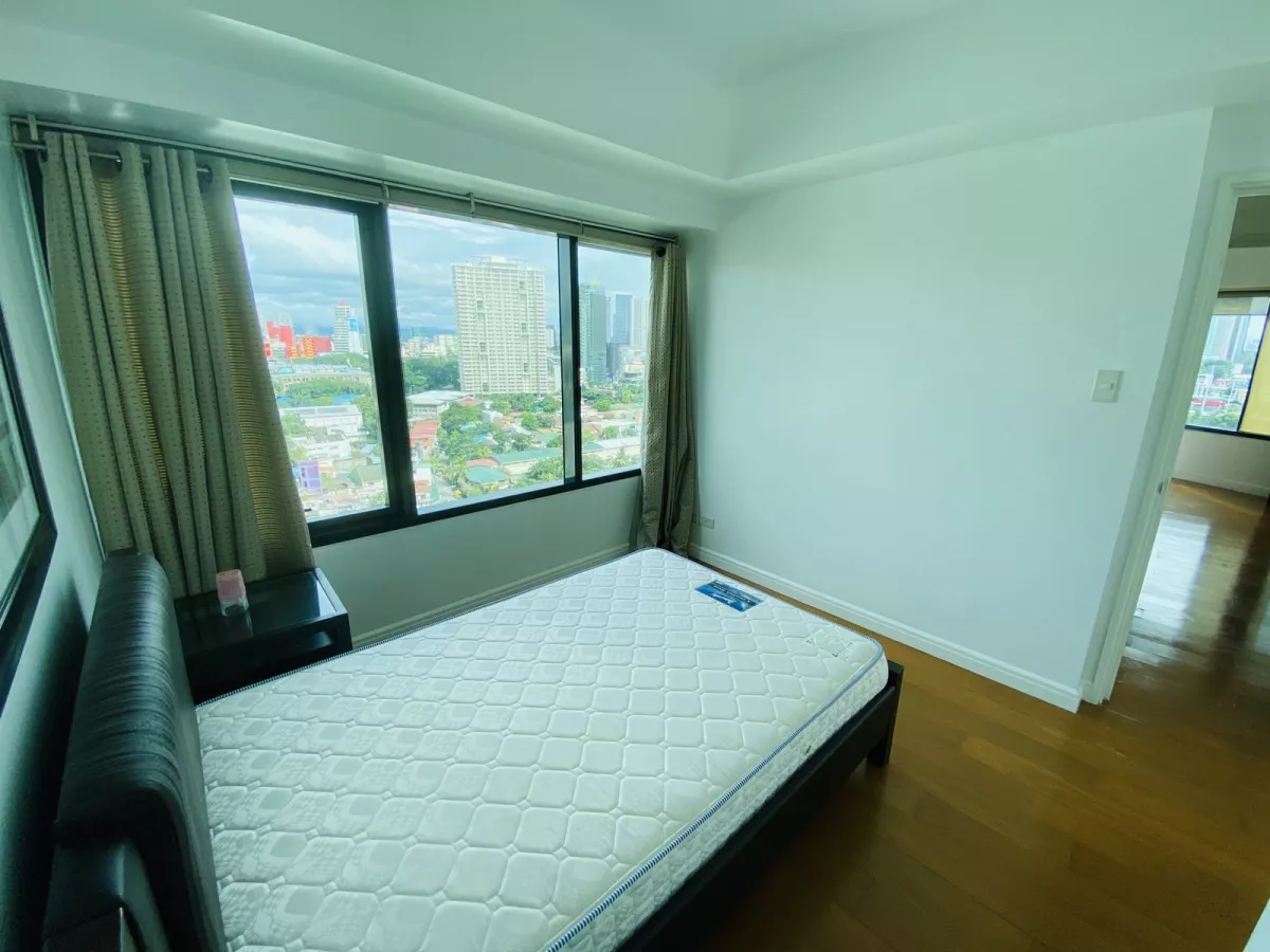 For Lease 3 Bedroom in One Rockwell East Makati04