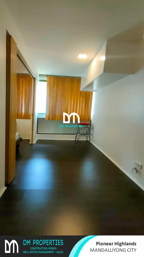 "For Lease/Rent: Studio Unit at Pioneer Highlands, Mandaluyong City"06