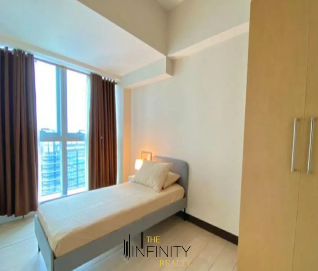 For Lease 2 Bedroom in Uptown Park Suites Tower 1 BGC Taguig05