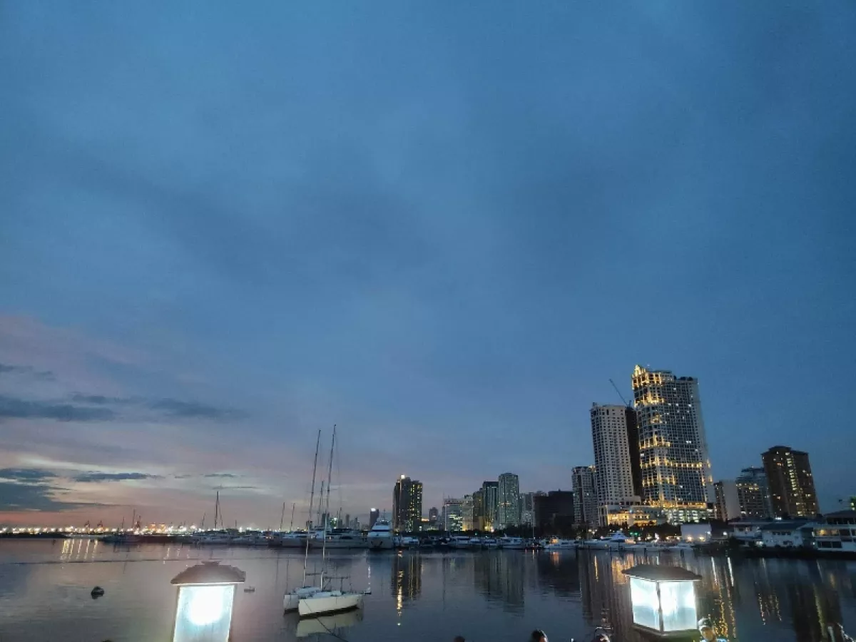 "Fully Furnished Condo Unit for Rent in Roxas Boulevard, Malate, Manila"02