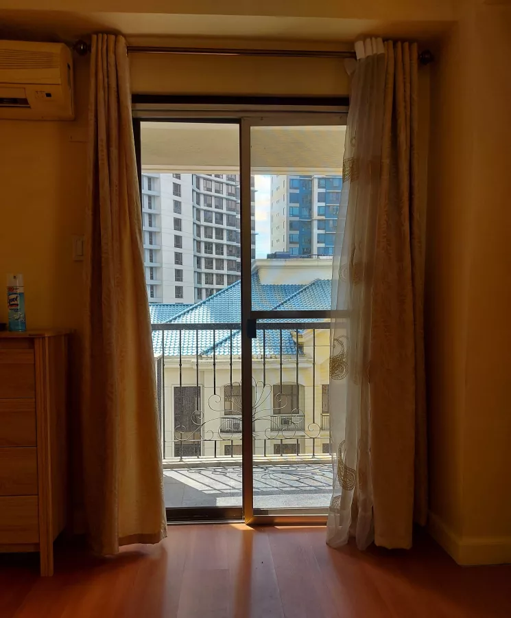 "3BR Unit in Forbeswood Heights, BGC, Taguig City P150k/month"04
