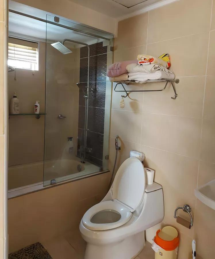 "3BR Unit in Forbeswood Heights, BGC, Taguig City P150k/month"05