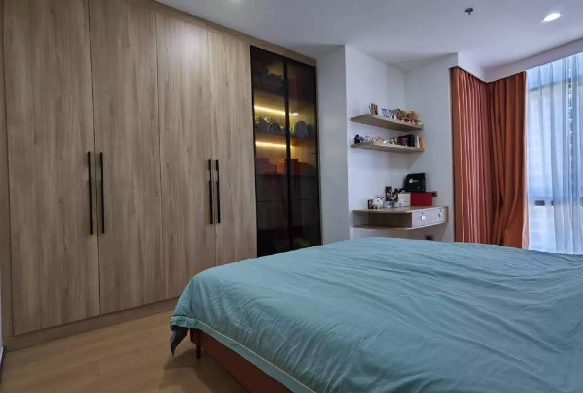 2 Bedroom East Gallery Place BGC Taguig Condo For Rent04