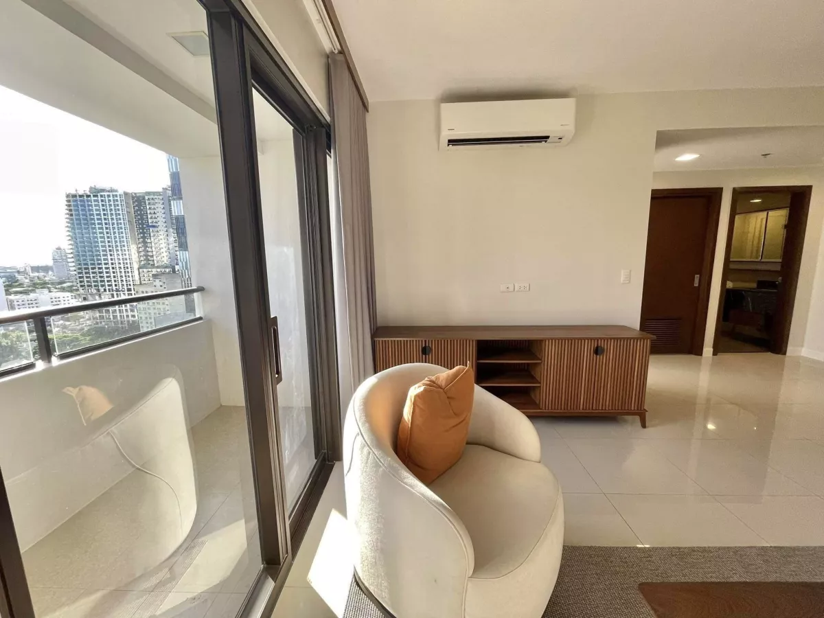 "For Rent - Brand New 1BR Unit In Alcoves, On Top Of Ayala Mall-Cebu with Parking"05