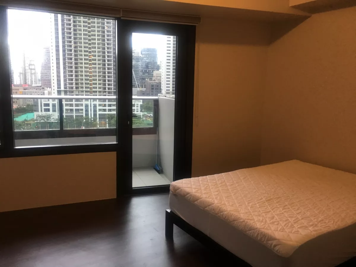 Arya Residences 3br for Rent07