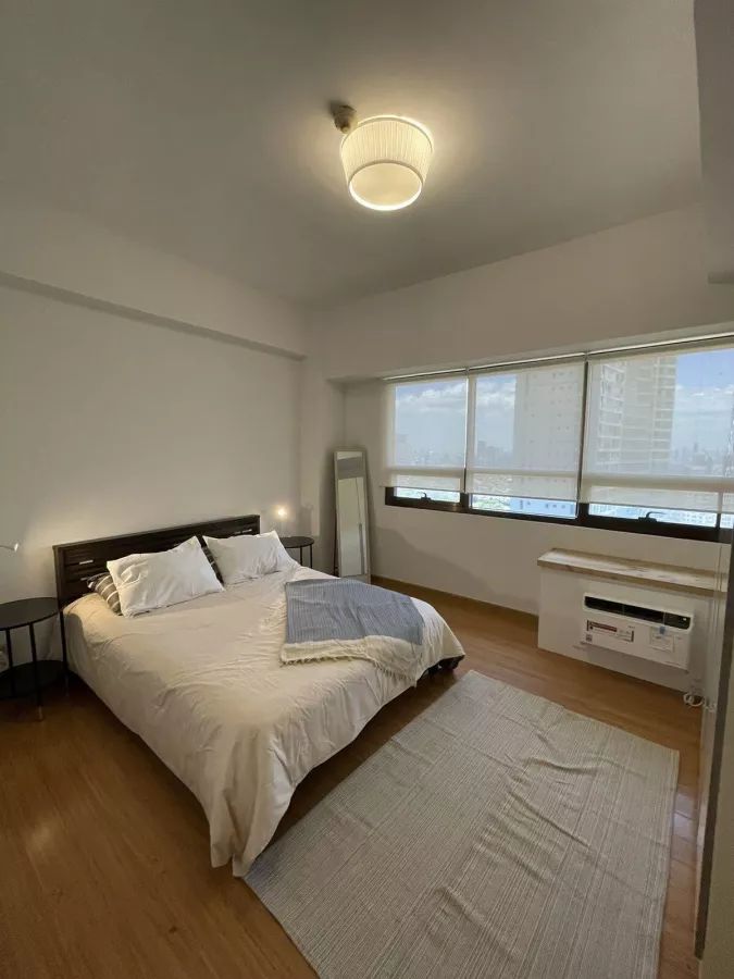 One bedroom condo unit for rent in icon residences tower 1 bgc03