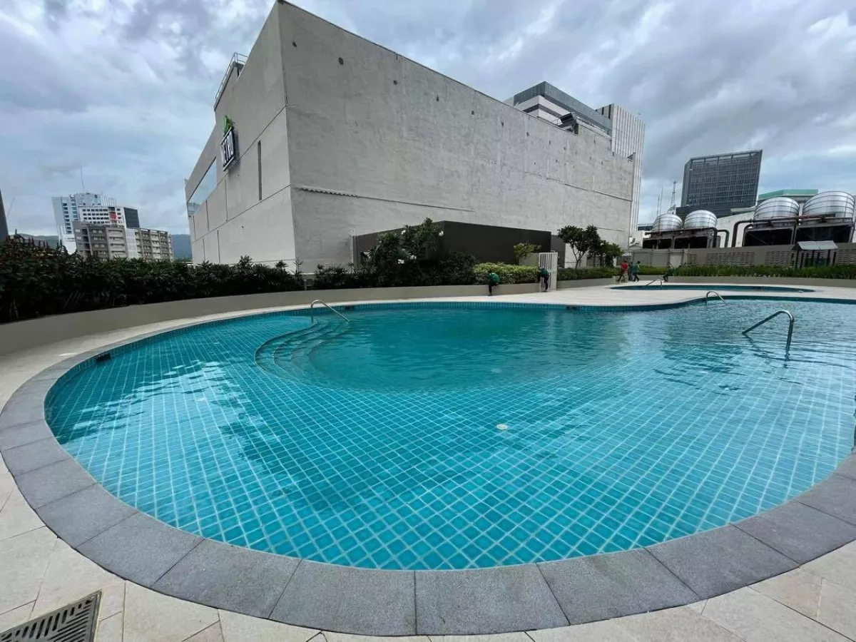 "for rent - brand new, prime 1br condo unit in the alcoves on top of ayala mall."02