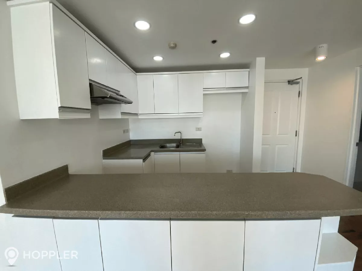 "1BR Condo for Rent in One Legazpi Park, Legazpi Village, Makati - RR3234581"03