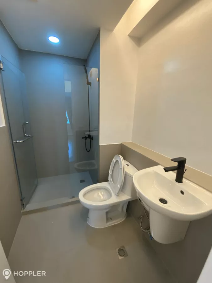 "1BR Condo for Rent in One Legazpi Park, Legazpi Village, Makati - RR3234581"09