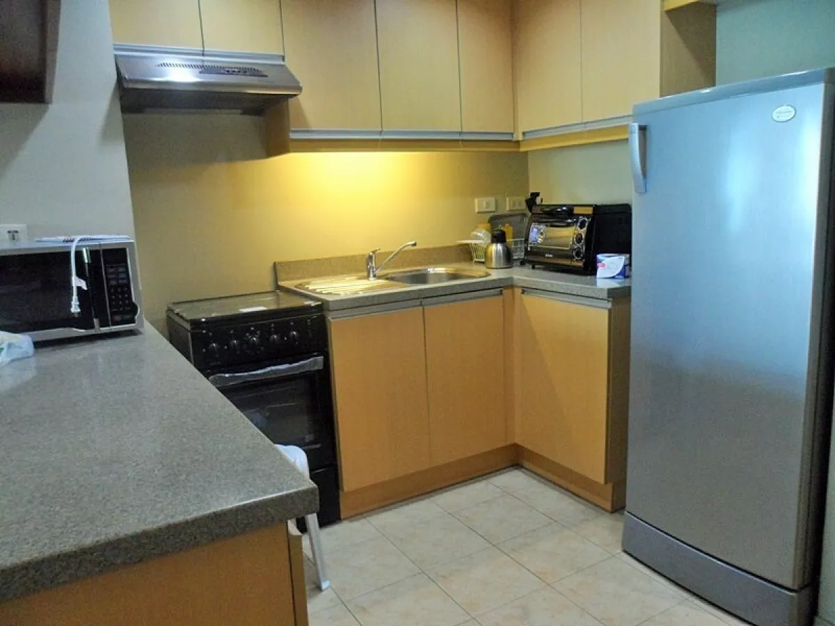 1BR Condo for Rent in One Legaspi Park Legaspi Village Makati City RH221406