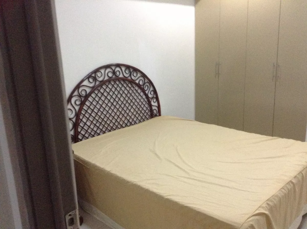 "Condo near Fields Avenue, and Clark Angeles City, for Rent Php 25,000"07