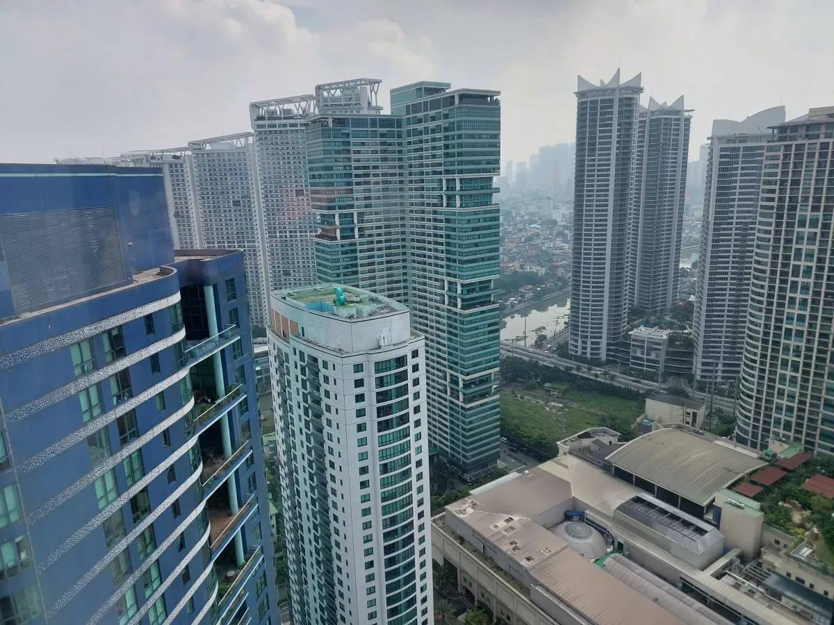 Rockwell 4BR Condo Rizal Tower Rent Makati04