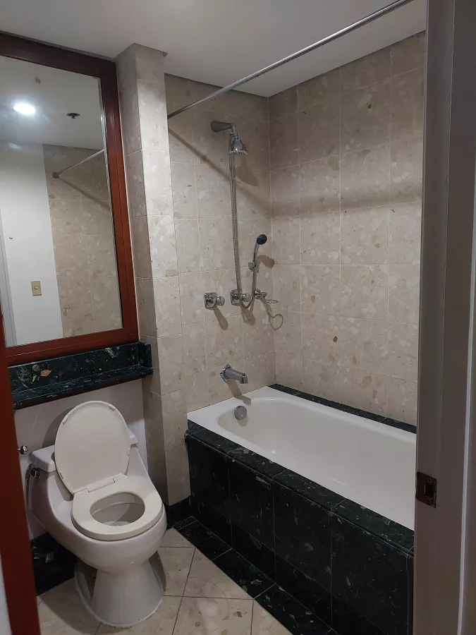 Rockwell 4BR Condo Rizal Tower Rent Makati07
