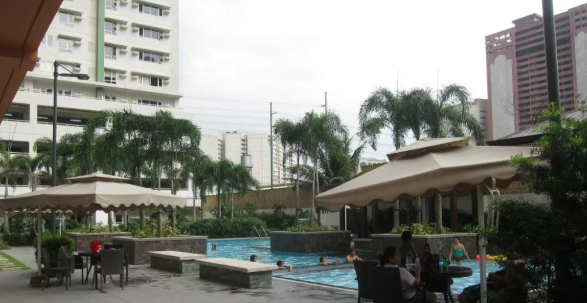 2 BEDROOM CONDO UNIT AT AVIDA TOWERS MAKATI WEST10