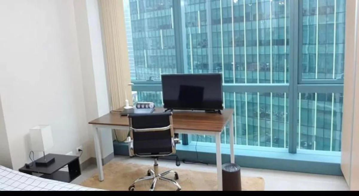 Fully-Furnished 2 Bedroom in One Uptown Residences for Rent in Taguig06