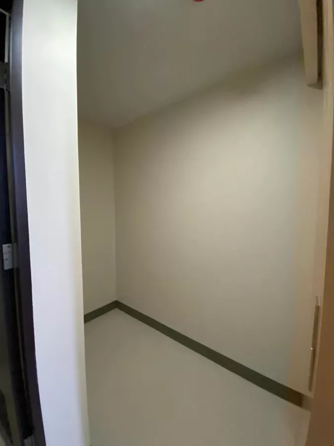 "Fully-Furnished 2 Bedroom with Balcony in Uptown Parksuites, BGC, Taguig"06