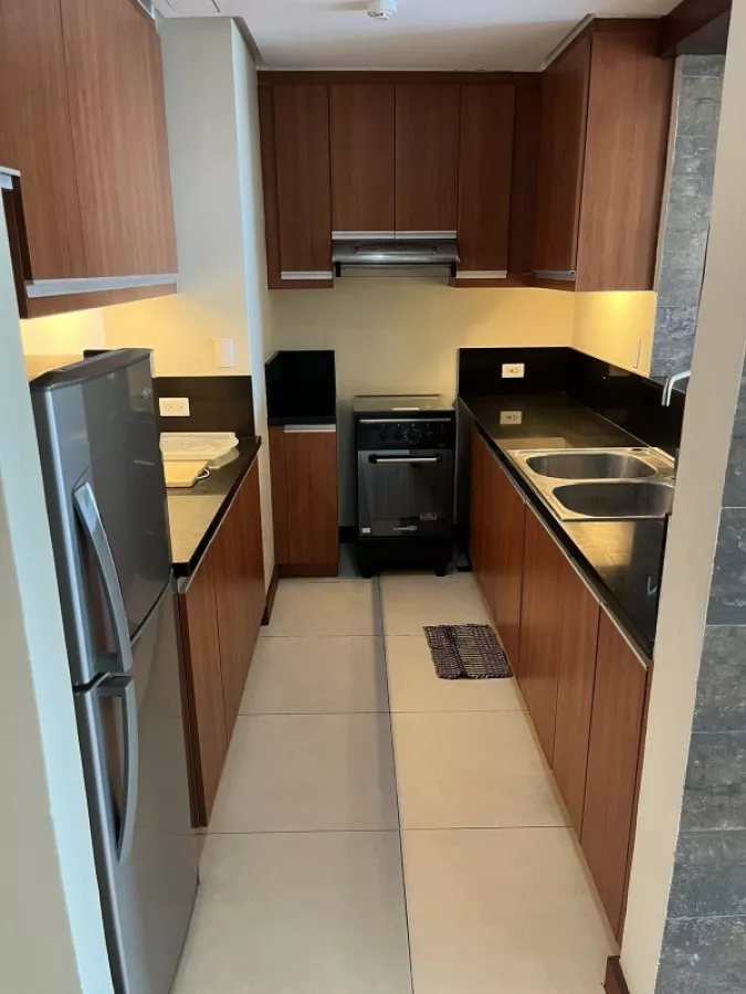 Spacious Condo Alabang03