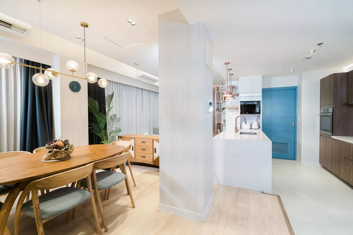 "Fully Furnished 3 Bedroom unit in St. Moritz, Taguig for rent"03