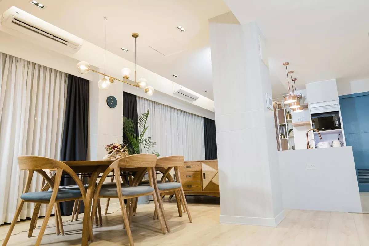 "Fully Furnished 3 Bedroom unit in St. Moritz, Taguig for rent"06
