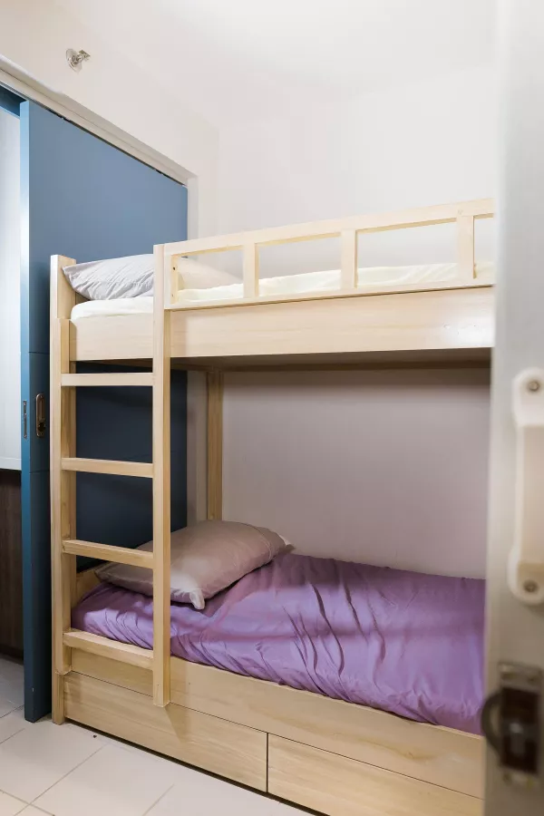 "Fully Furnished 3 Bedroom unit in St. Moritz, Taguig for rent"09