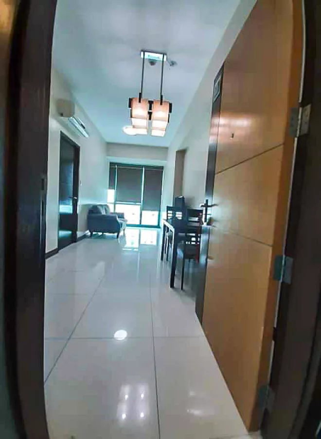 1BR Condo Rent in Eight Forbestown Road BGC Taguig City RH1328102