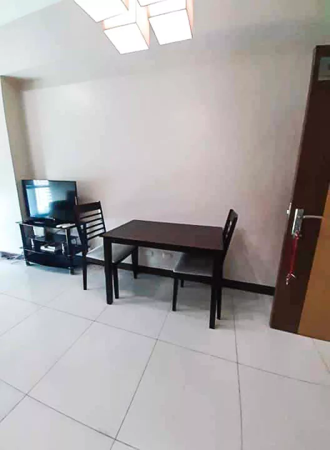 1BR Condo Rent in Eight Forbestown Road BGC Taguig City RH1328105