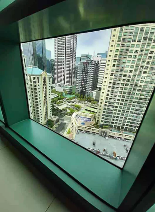 1BR Condo Rent in Eight Forbestown Road BGC Taguig City RH1328106
